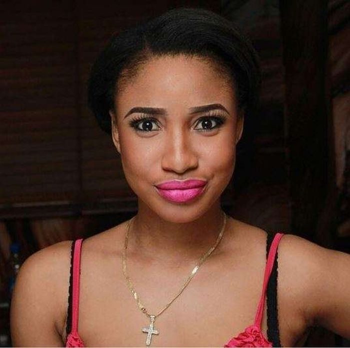 Tonto Dikeh Advises Ladies On Sleeping Men To Get iPhone 11 (Photos)